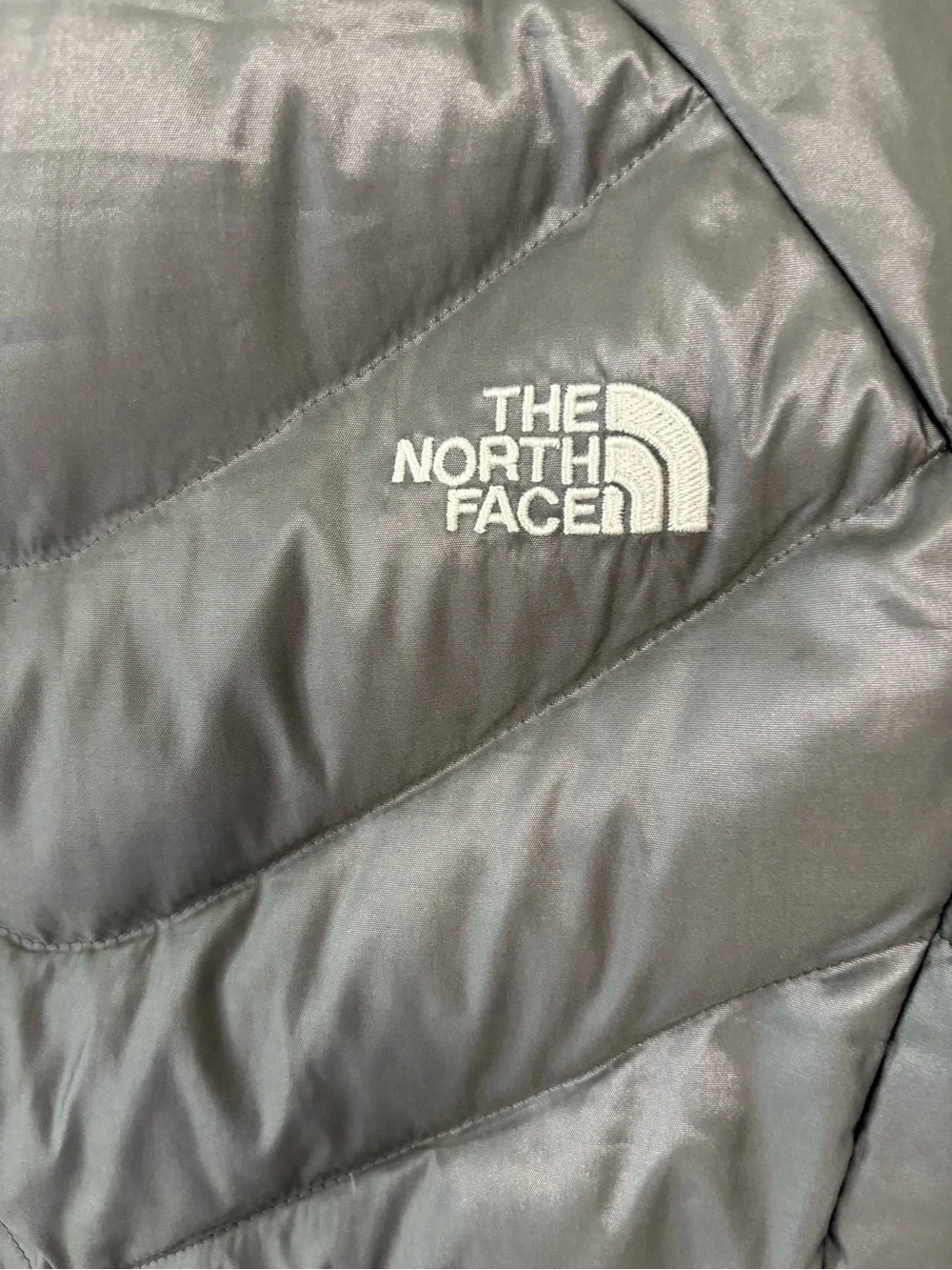 The North Face Silver Gray Aconcagua 550 Down Puffer Jacket Coat Quilted Size S